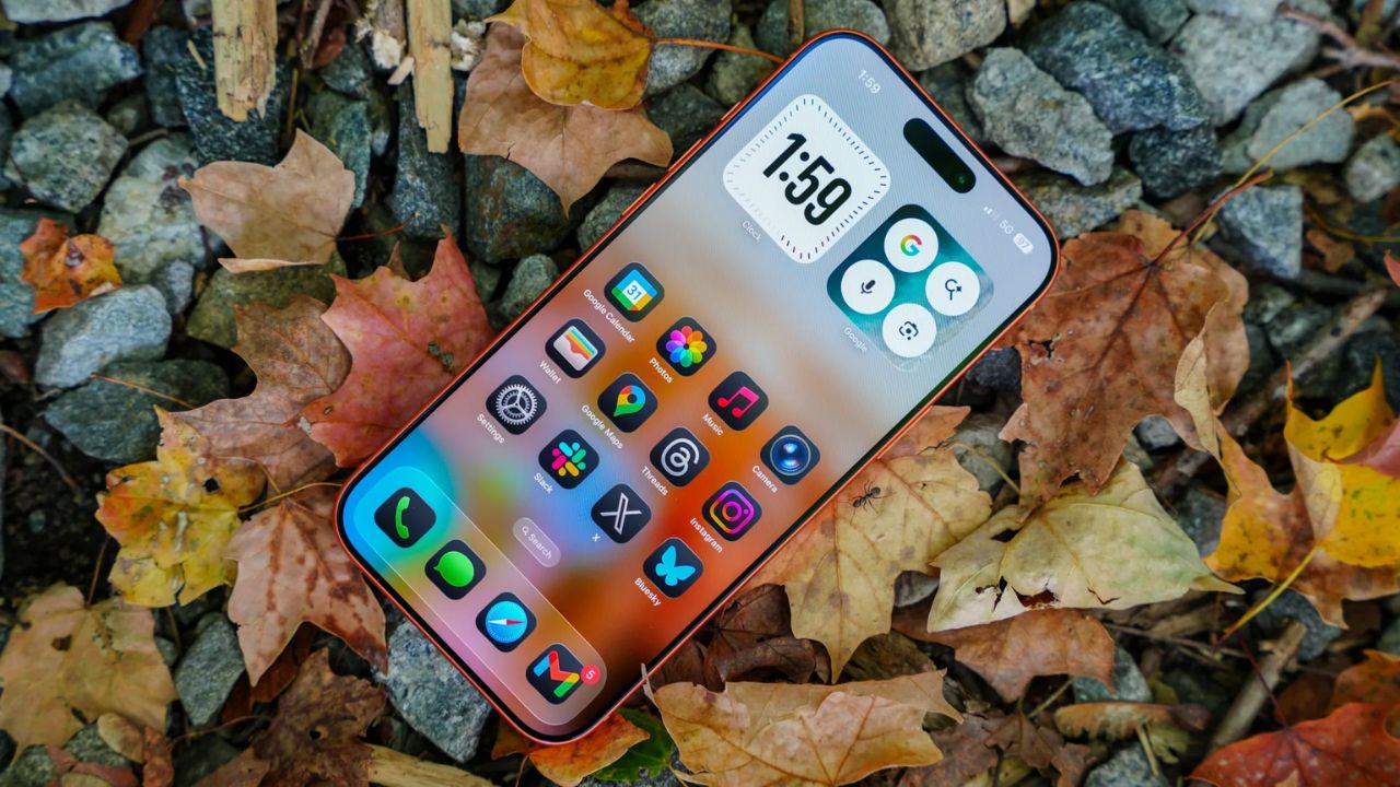 iPhone 17 Pro Max: అదిరింది గురూ.. కీప్యాడ్ ఫోన్ ధరకే ఐఫోన్ 17 ప్రో మ్యాక్స్.. ఈమాత్రం హింట్ ఇస్తే చాలు..!