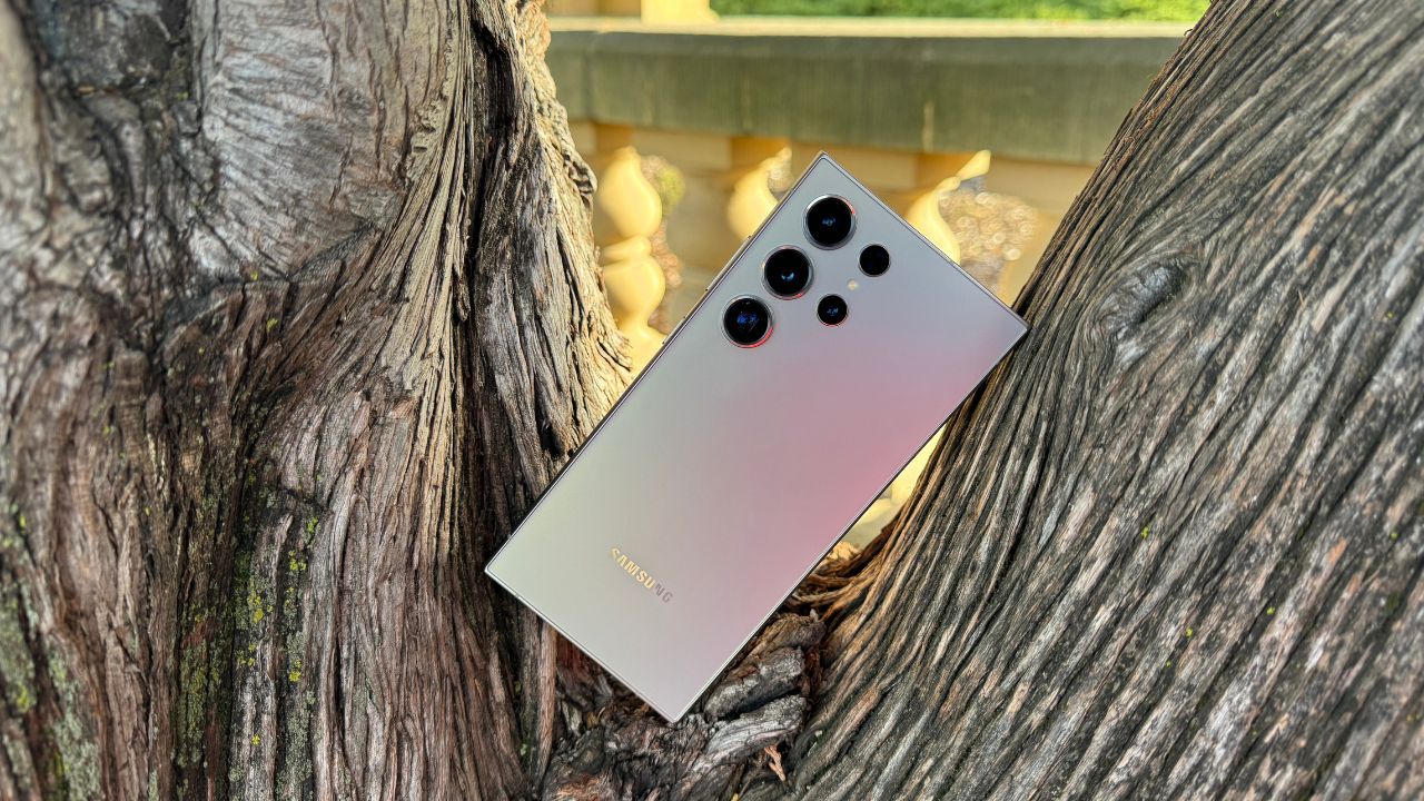 Samsung Galaxy S24 5G Offers: కిక్కిచ్చే ఆఫర్.. సగం ధరకే శాంసంగ్ ఫోన్.. కొద్ది సేపే ఉంటది..!