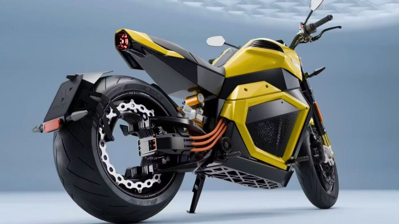 Verge TS Pro: ప్రపంచం చూపు ఇప్పుడు 'వెర్జ్' వైపు.. ఒక్కసారి చార్జ్ చేస్తే 600 కి.మీ ప్రయాణం..ఇక చార్జింగ్ టెన్షన్ మర్చిపోండి..!