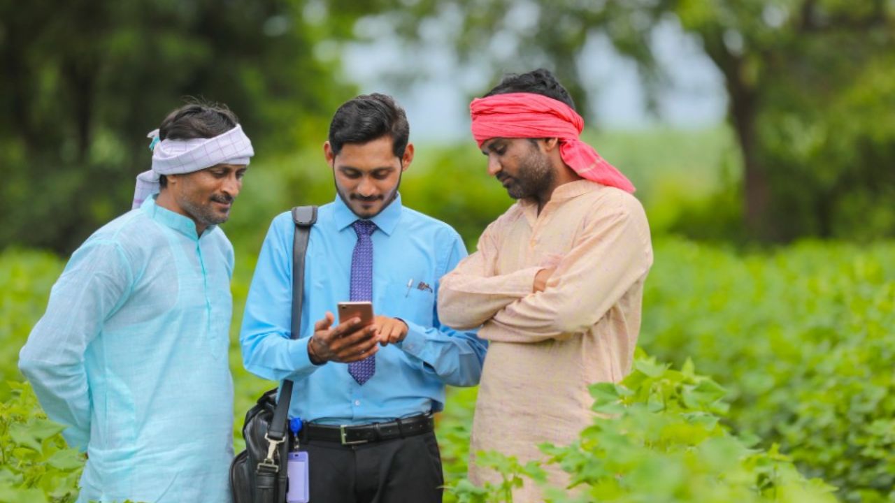 Government Scheme: చిరు వ్యాపారులకు గుడ్ న్యూస్.. ఒక్క రూపాయి షూరిటీ లేకుండా రూ. 50,000 మీ సొంతం..!