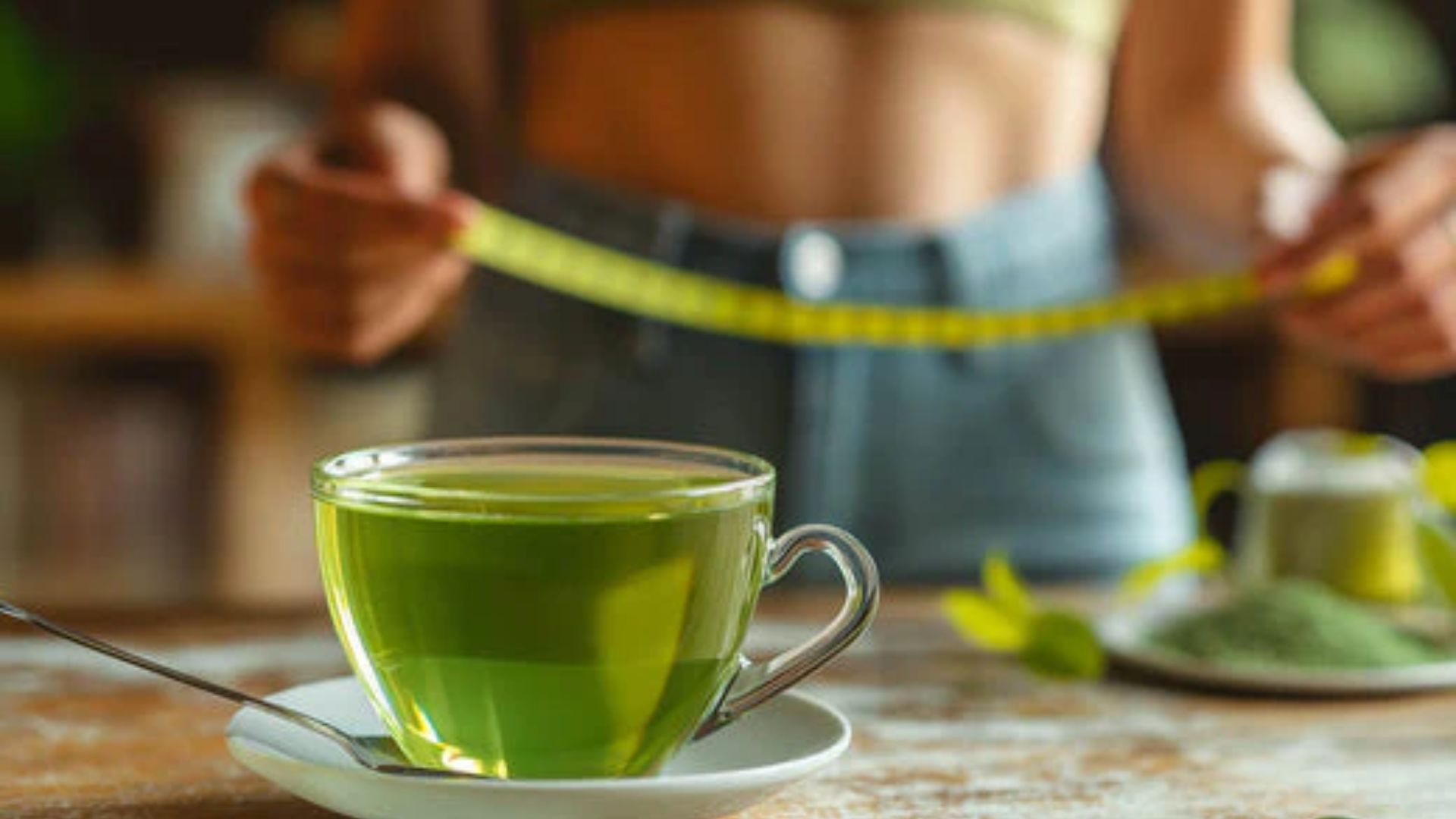 Belly Fat: బెల్లీ ఫ్యాట్తో ఇబ్బంది పడుతున్నారా..? అయితే ఈ హెర్బల్ టీలను ట్రాయ్ చేయండి..!