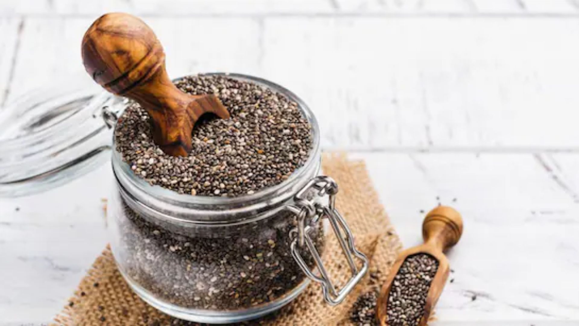 Chia Seeds Benefits: చియా సీడ్స్తో ఎన్నో బెనిఫిట్స్..!