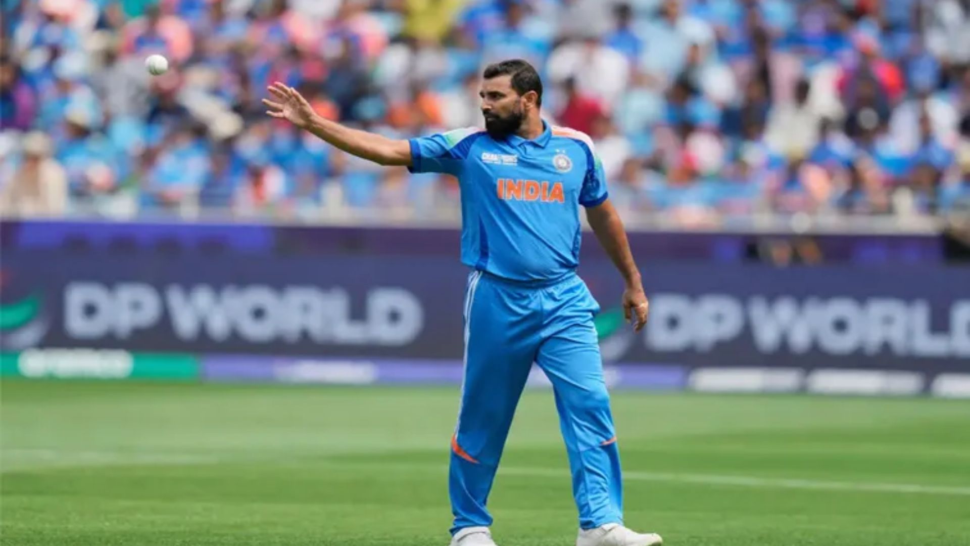 Mohammed Shami: పేసర్ మహమ్మద్ షమికి ఎన్నికల కమిషన్ సమన్లు