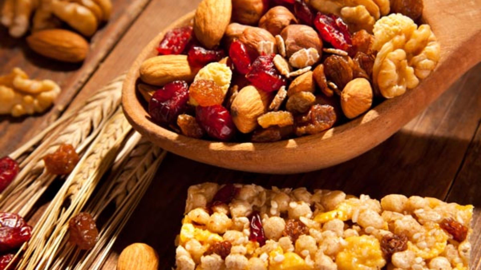 Foods: ఆరోగ్యకరమైనవి అని వీటిని ఎక్కువగా తీసుకుంటున్నారా..?