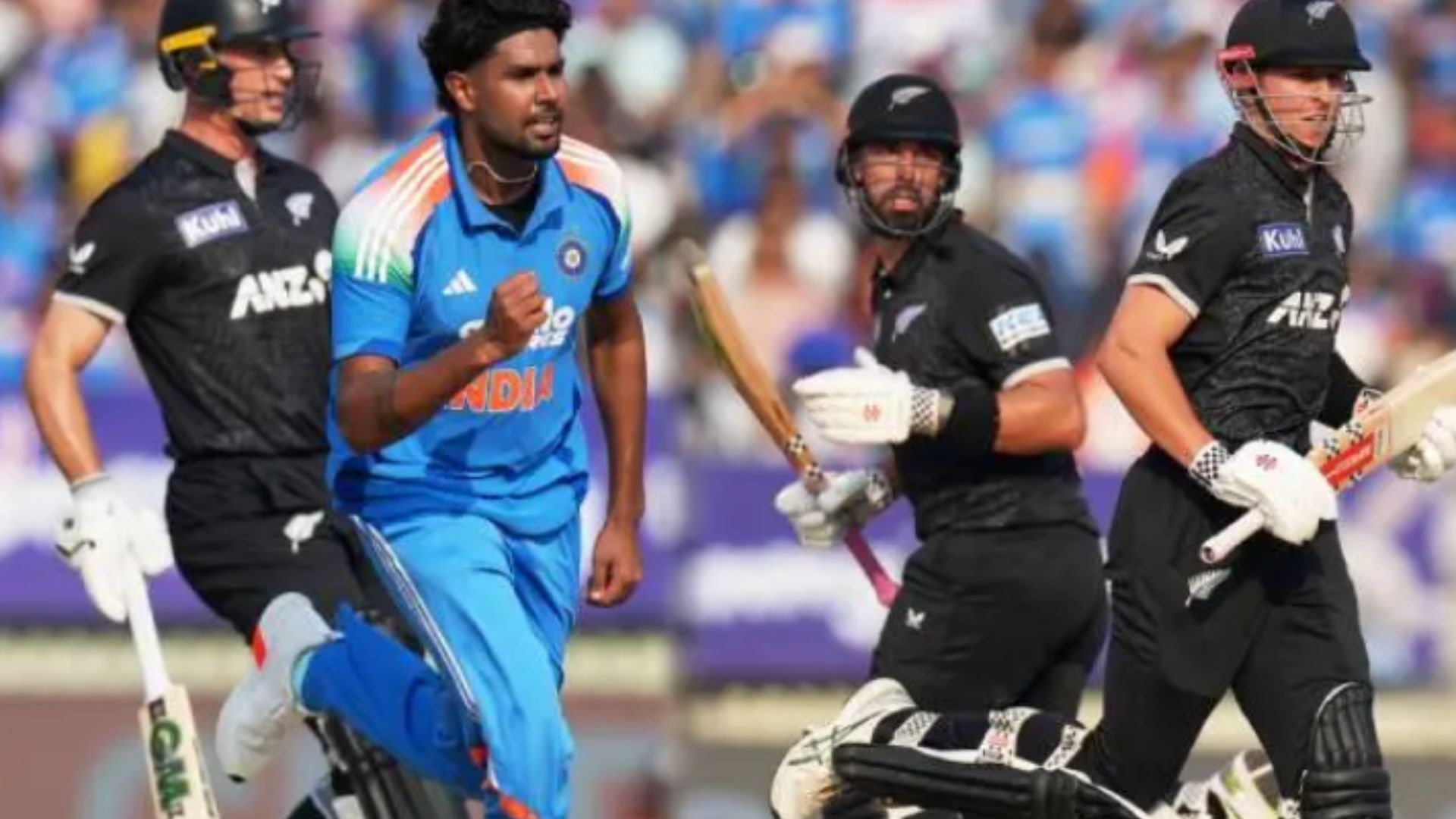 IND vs NZ: రాణించిన కివీస్ బ్యాటర్లు.. టీమ్ఇండియా టార్గెట్ 301