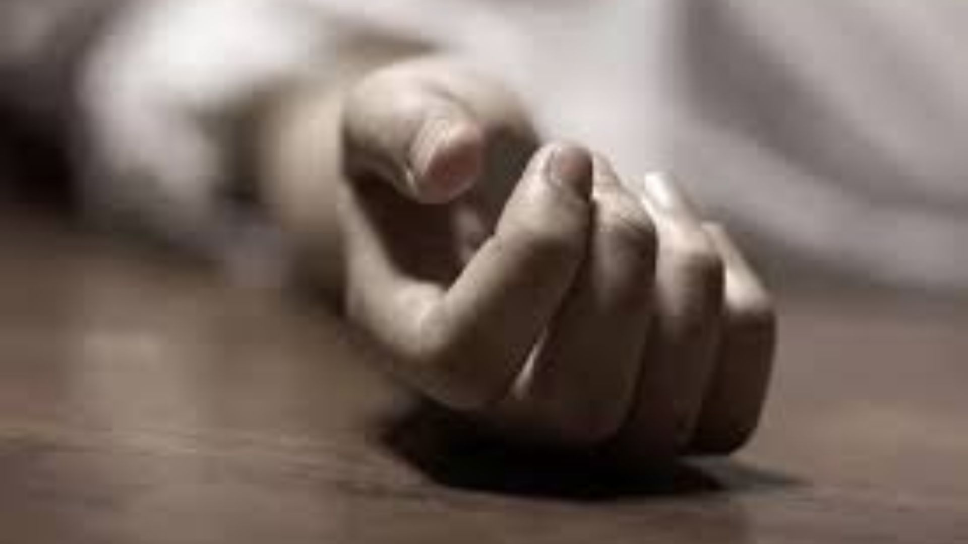 Jangareddygudem: గొంతులో అన్నం ముద్ద అడ్డుపడి చిన్నారి మృతి