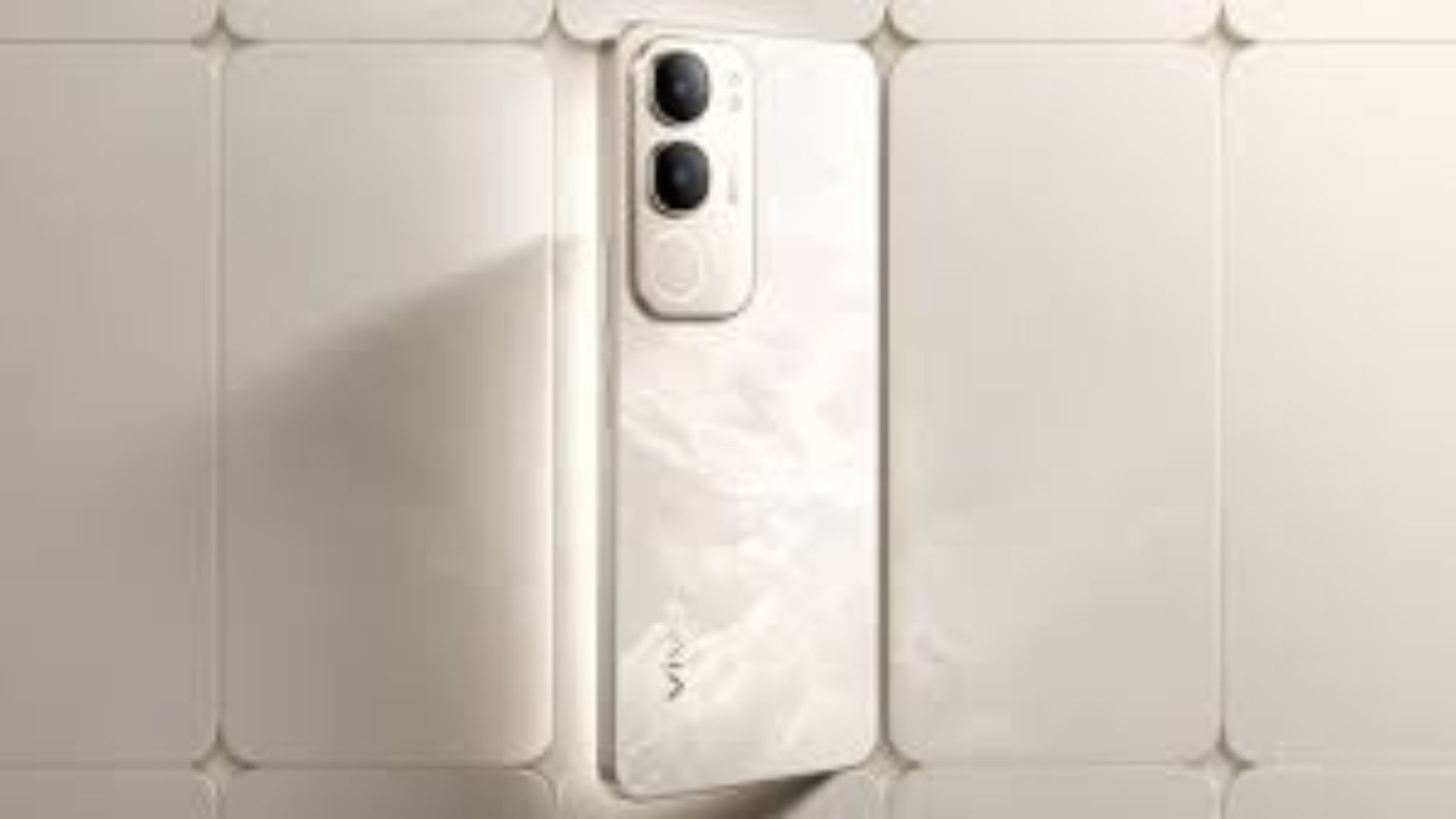 Vivo Y50e 5G Launched: ధమాకా ఫీచర్లతో Vivo V50e 5G లాంచ్.. ధర తెలిస్తే షాక్ అవ్వాల్సిందే