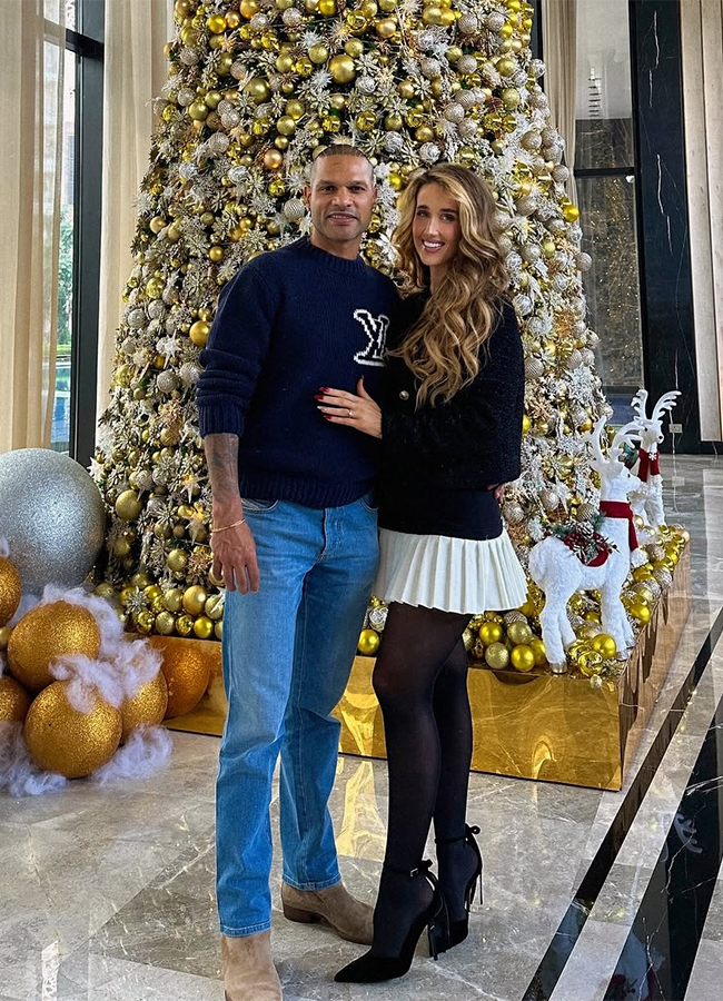 Cricketer Shikhar Dhawan:ప్రియురాలు సోఫీ షైన్‌తో శిఖర్ ధావన్ పెళ్లి.. సంగీత్ నైట్ ఫోటోలు వైరల్ 