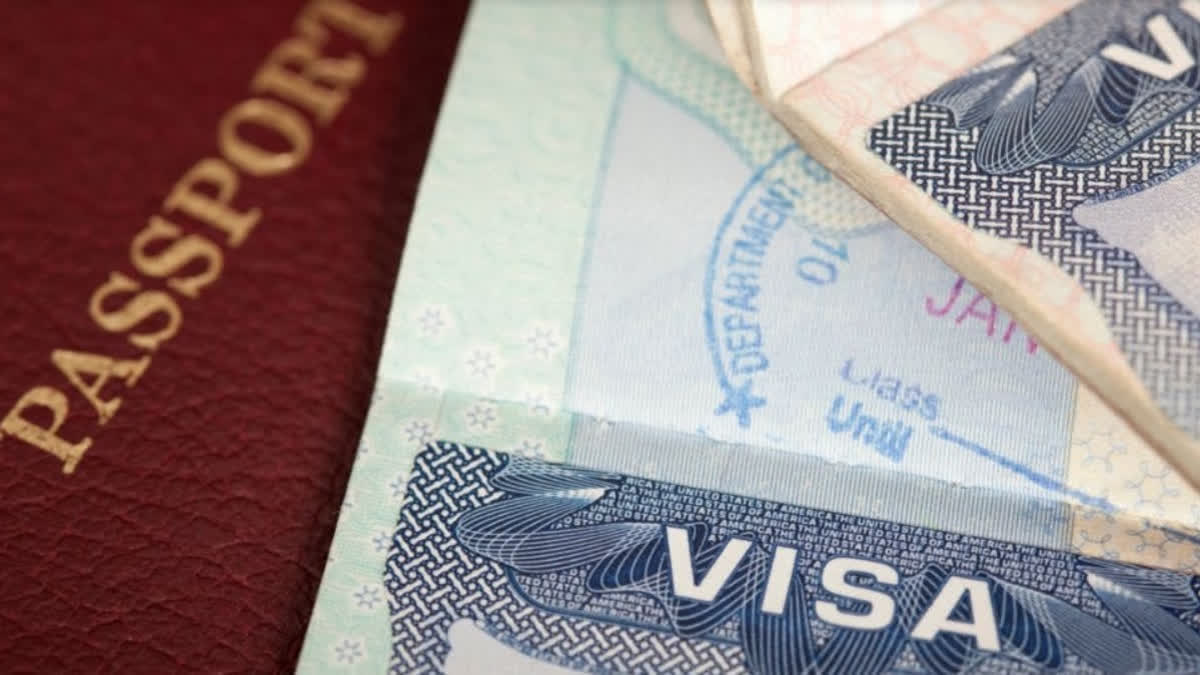 https://prime9staging.s3.ap-south-1.amazonaws.com/prime9/images/12364544/posts/07_2026/1784959358146_h1b_visa_bill_senate________1__1784959358438.jpg