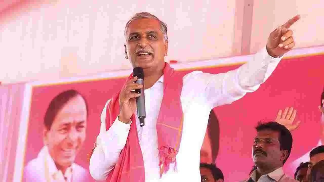 ex minister harish rao: దమ్ముంటే పోలీసులు లేకుండా ఓయూకి వెళ్లాలి.. సీఎంపై మాజీ మంత్రి హరీశ్ రావు ఫైర్