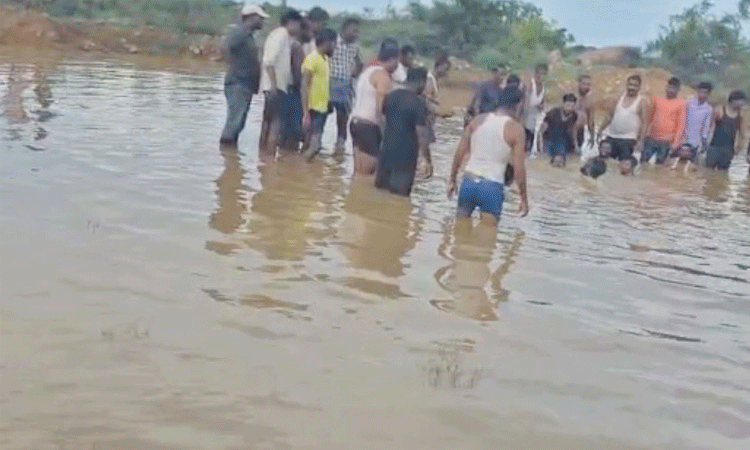 kurnool district: కర్నూలు జిల్లాలో తీవ్ర విషాదం..  ఆరుగురు చిన్నారుల మృతి