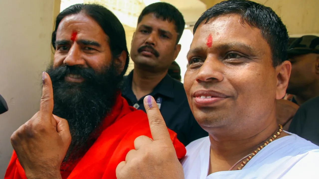 బాలకృష్ణ 15 ఏళ్ల పాస్‌పోర్ట్ ఫోర్జరీ కేసులో నిర్దోషి