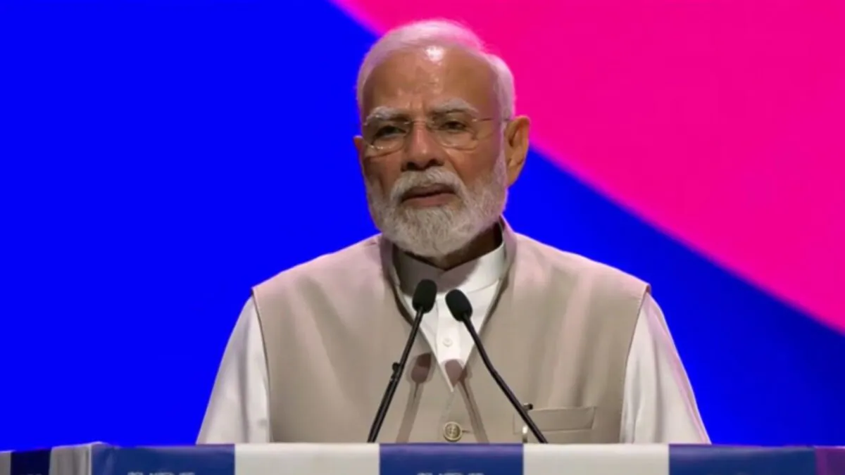 ప్రధాని మోదీ.. భారత్ అభివృద్ధి పథం వేగంగా ముందుకు సాగుతుంది