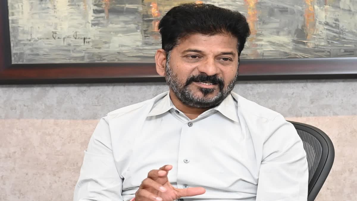 అన్ని సౌకర్యాలు అందిస్తాం, భక్తితో గణనాథుడిని పూజిద్దాం - గణేశ్ మండప నిర్వాహకులతో సీఎం రేవంత్ రెడ్డి భేటీ
