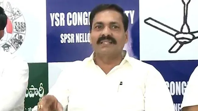 జగన్ చేసిన మంచి పనులను చంద్రబాబు ఆయన ఖాతాలో వేసుకునేందుకు యత్నిస్తున్నారు