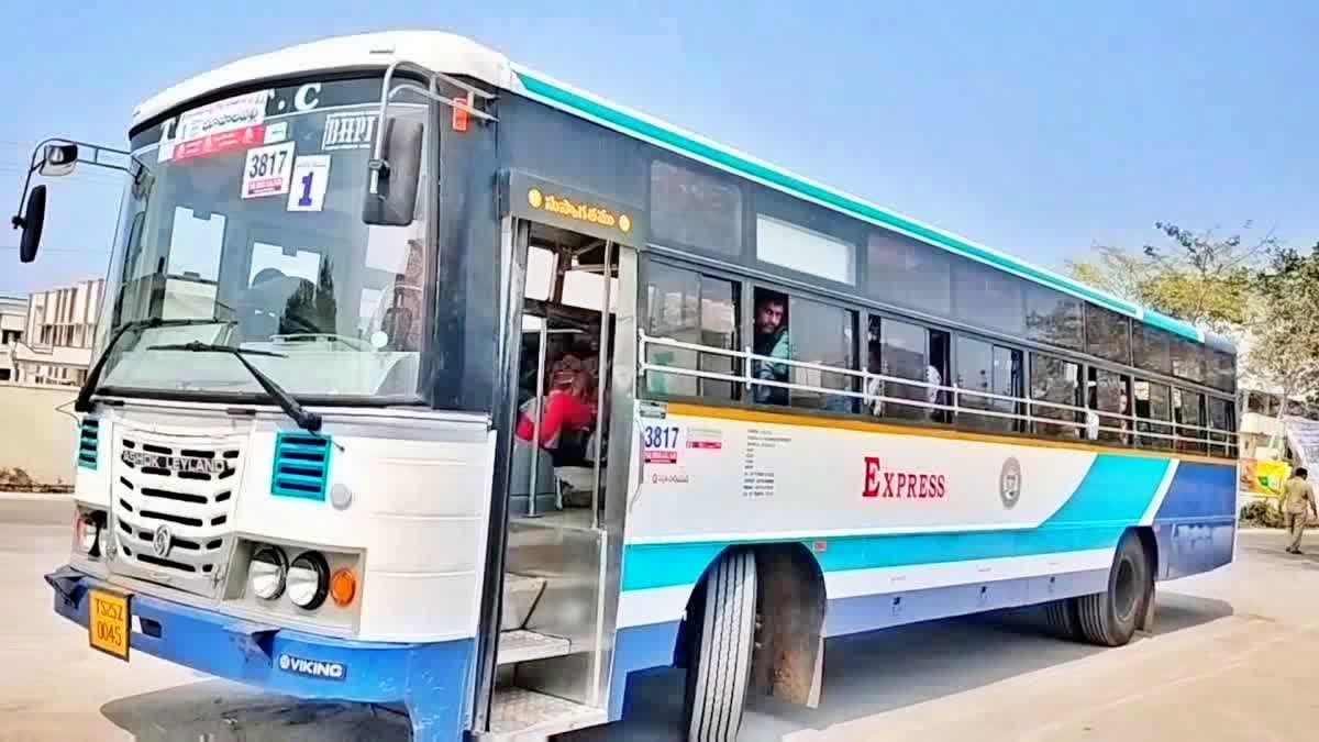 పండుగొచ్చిందంటే బాదుడే - ఆర్టీసీ బస్సుల్లో 50 శాతం అదనపు ఛార్జీలు