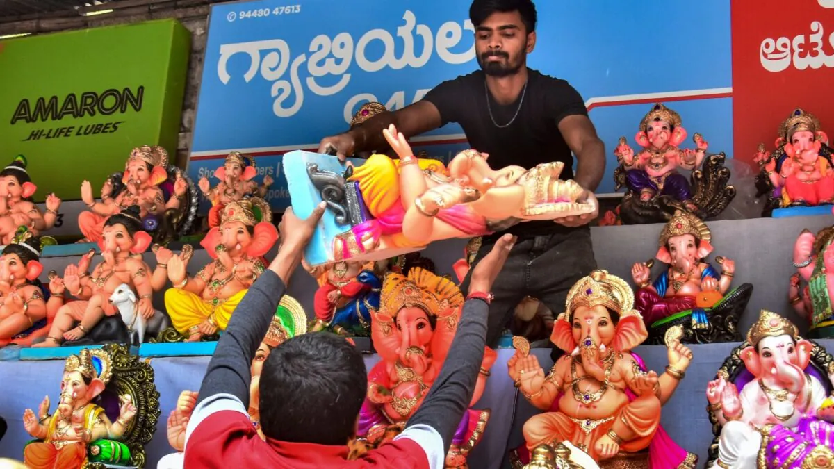 ఇంట్లో గణేష్‌ను ఎక్కడ ఉంచాలి? దిశ మరియు స్థాపన ముహూర్తం