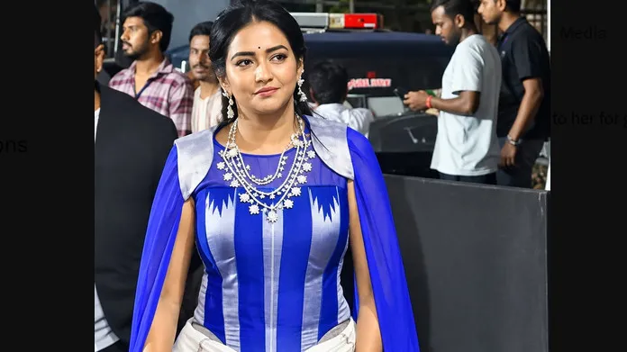 సైమా అవార్డ్స్ ఫంక్షన్ లో మల్లారెడ్డి కోడలు సందడి మామూలుగా లేదు