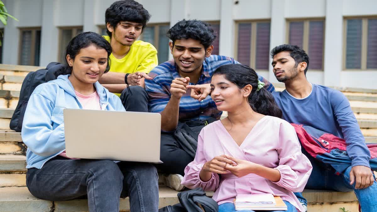 విదేశీ విద్యార్థుల ఆకర్షణకు కేంద్రంగా హైదరాబాద్