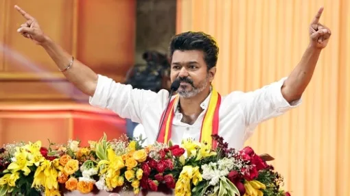 సీఎం విజయ్ రూ. 11 వేల కోట్ల పెట్టుబడులు కుదుర్చుకున్నారు – politics