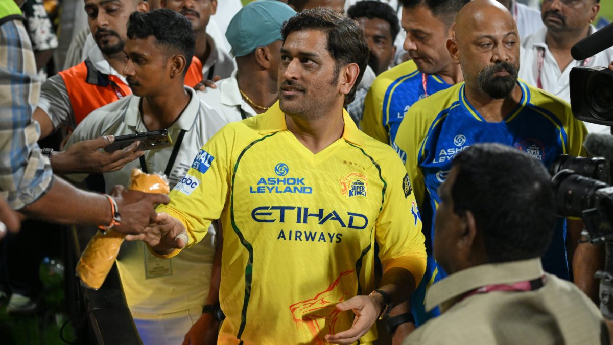 ధోని భవిష్యత్తుపై స్పష్టత: జాహీర్ ఖాన్ నియామకంతో CSK ధోని పాత్రను నిర్ధారించింది