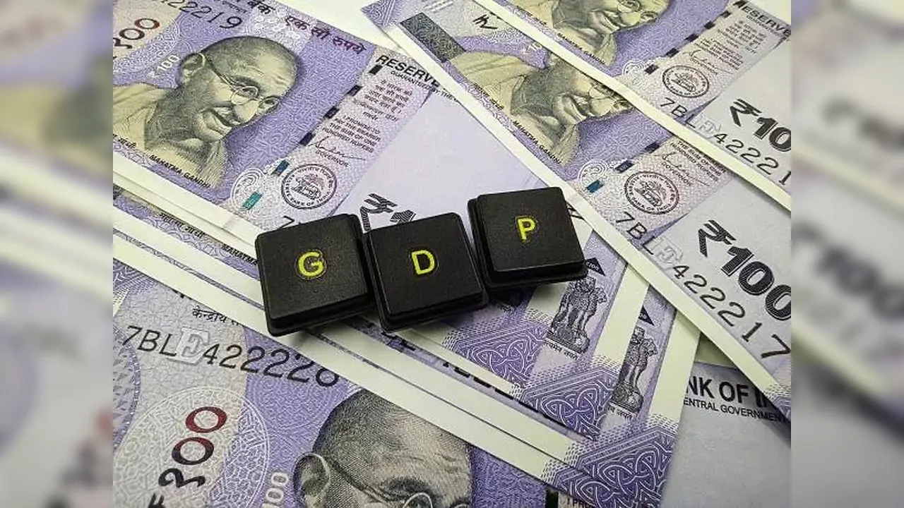 S&P గ్లోబల్ రేటింగ్స్ భారత్ FY27 వృద్ధి అంచనాను 7%కి పెంచింది; RBI వడ్డీ రేటు పెరగాలని అంచనా – politics S&P గ్లోబల్ రేటింగ్స్ భారత్ FY27 వృద్ధి అంచనాను 7%కి పెంచింది; RBI వడ్డీ రేటు పెరగాలని అంచనా – politics