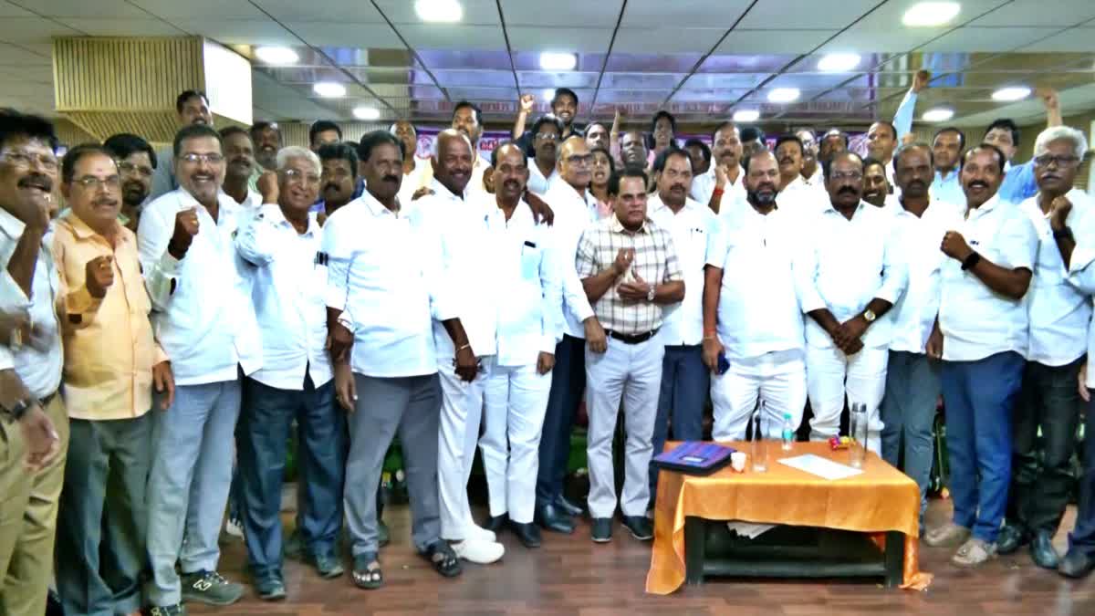 ఉద్యోగుల ఐకాస చర్చలు విఫలం ఉద్యోగుల ఐకాస చర్చలు విఫలం