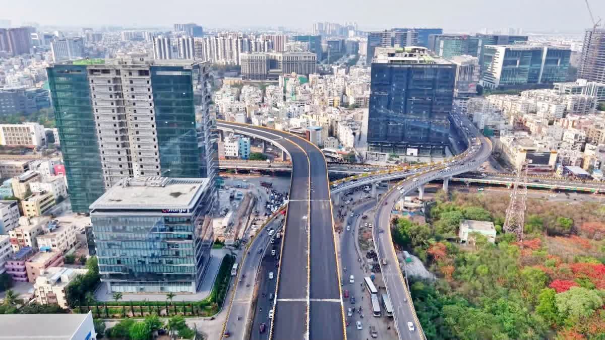 ఐటీ కారిడార్లో బస్సులకు స్పెషల్ లేన్ - ఇక ట్రాఫిక్లో చిక్కుకునే ప్రాబ్లమే ఉండదు!