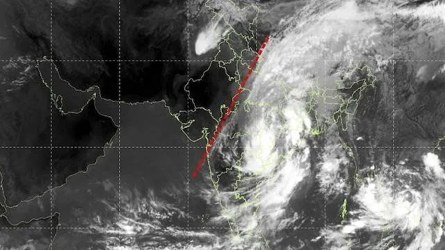 భారతదేశం నుంచి చైనా దాకా.. 4 వేల కిలోమీటర్ల మేఘమాల