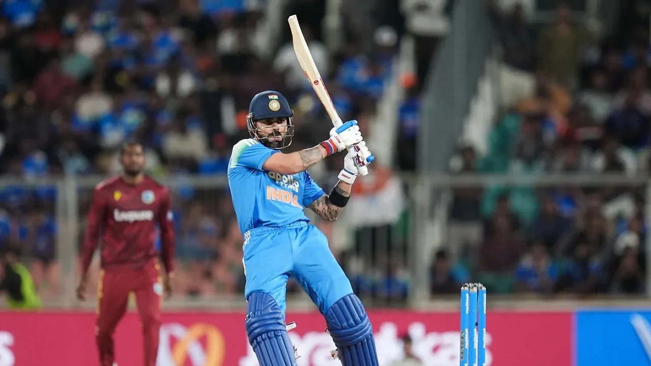 విరాట్ కోహ్లీ 15,000 ODI పరుగులు పూర్తి చేసిన వేగవంతమైన బ్యాటర్