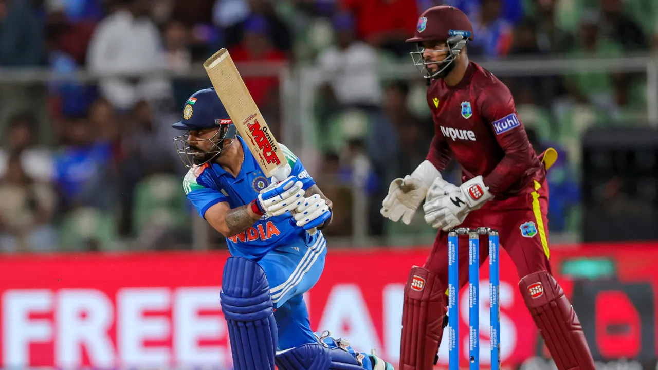 కోహ్లీ సరికొత్త చరిత్ర.. సచిన్ రికార్డు బద్దలు!