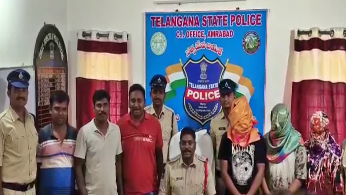భర్తను చంపి పెట్టెలో కుక్కిన భార్య - సహకరించిన కుమారులు