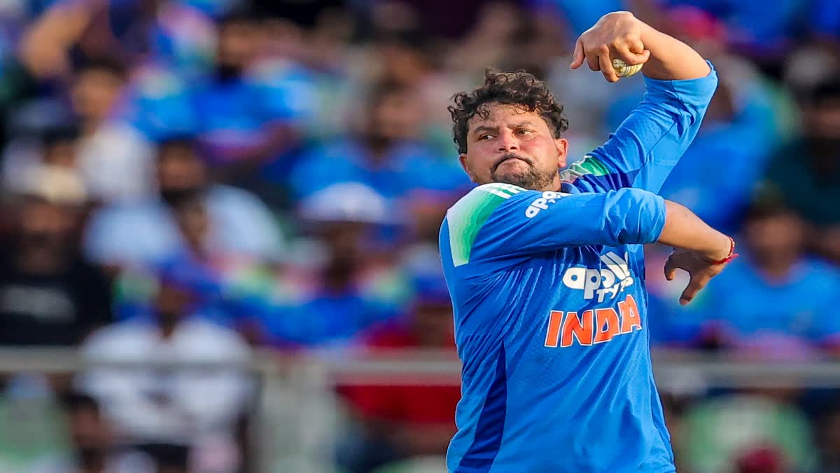 'అవార్డు తీసుకోవాలంటే ఇబ్బందిగా ఉంది'- విరాట్, గిల్ సెంచరీలపై కుల్దీప్ రియాక్షన్