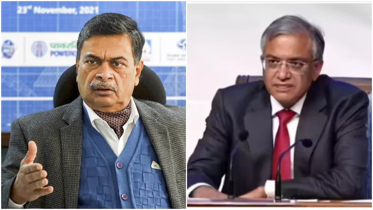 యువ ఓటర్ల నమోదు పై ఆరోపణలు