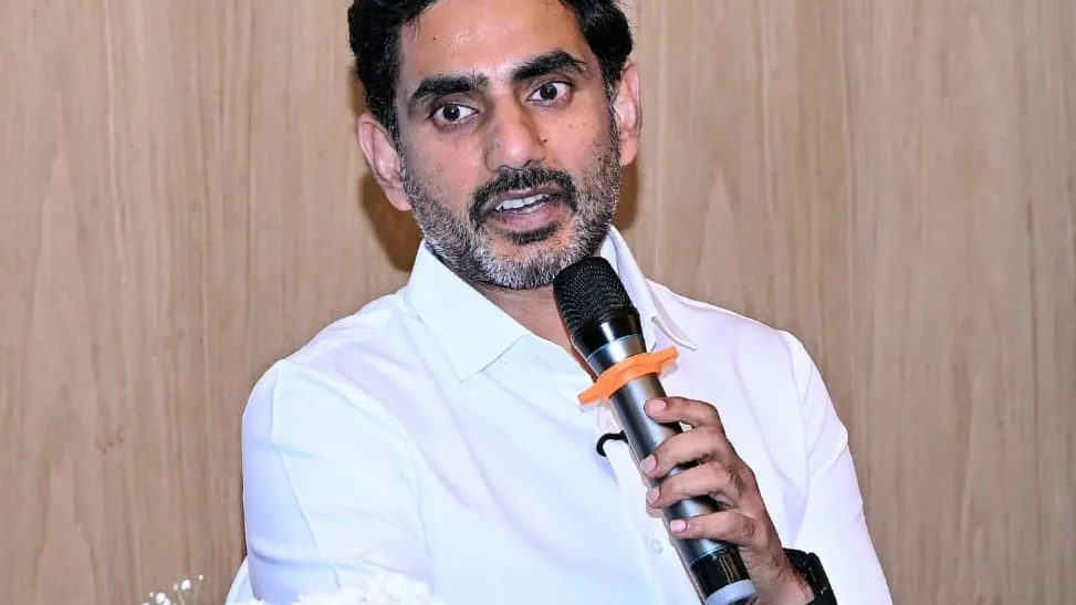 సింగపూర్ ప్రశంసలు.. లోకేశ్‌కు షణ్ముగం కితాబు – politics