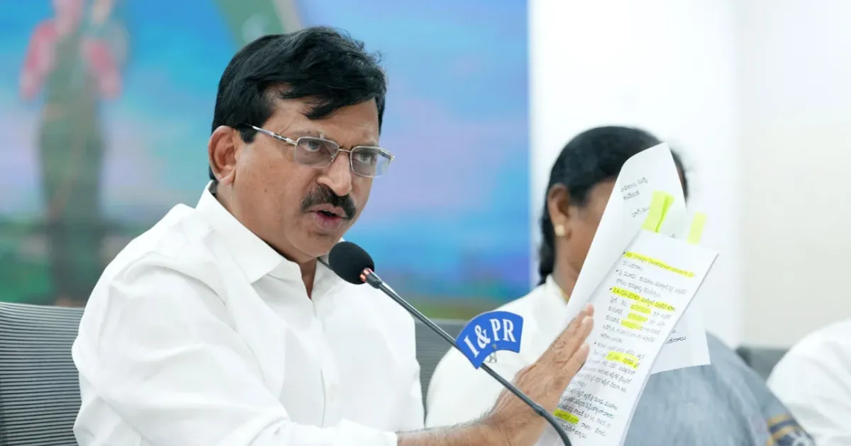 కేసీఆర్.. ఒక నిరుపేద జమిందార్..!