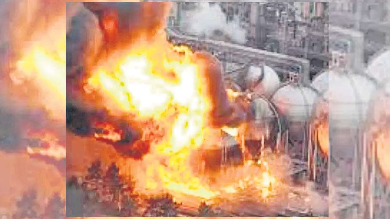 Explosion in America: అమెరికాలో భారీ పేలుడు.. 16 మంది మృతి