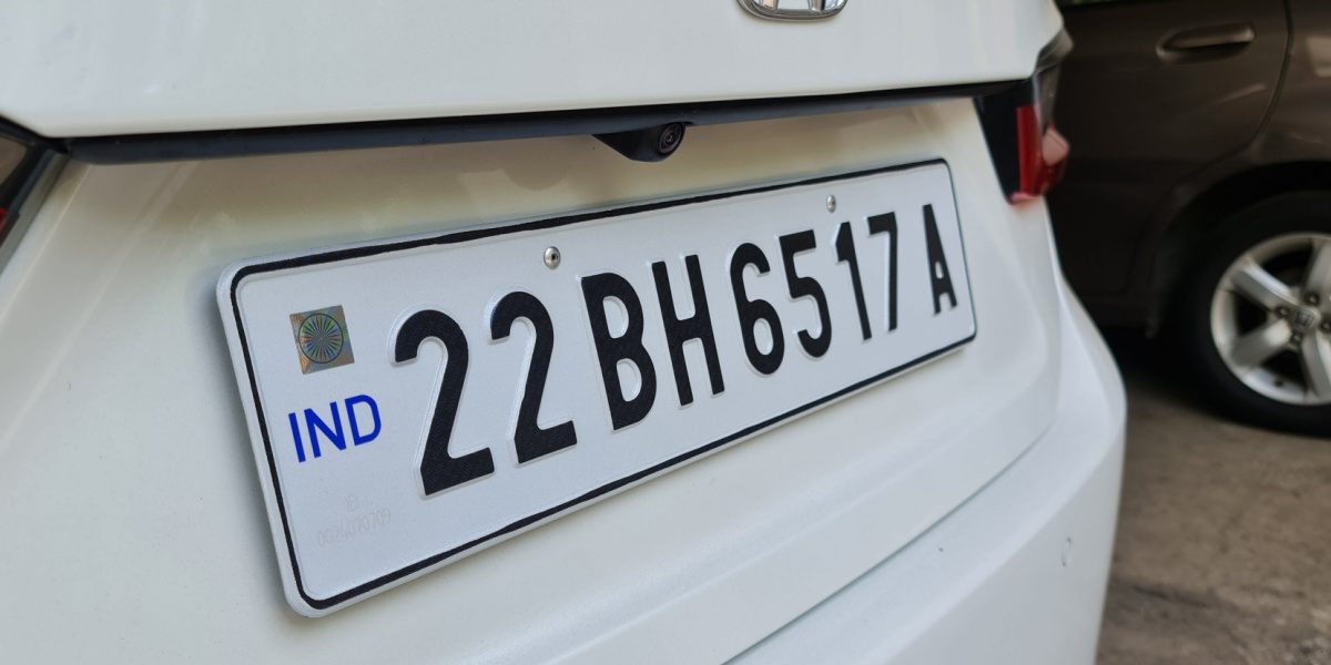Bharat Series Number Plate: బీహెచ్ సిరీస్తో దేశమంతా తిరగొచ్చు.. అర్హులు ఎవరంటే?