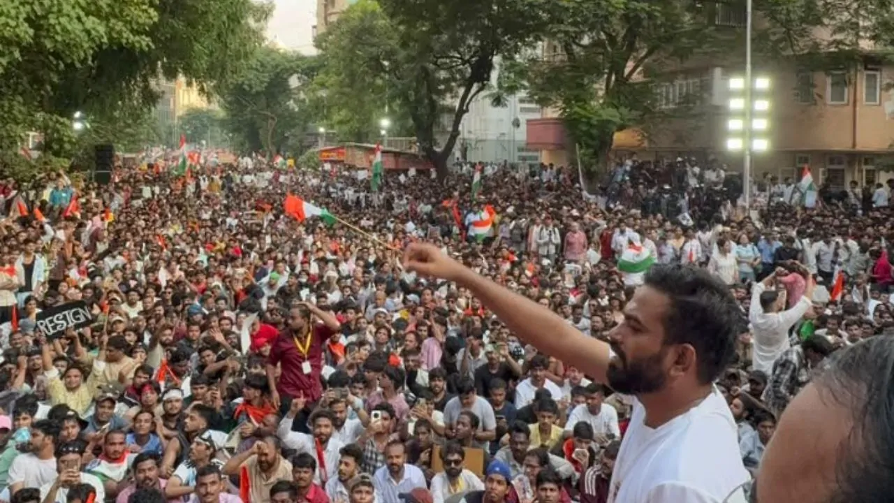 షివాజీ పార్క్లో నిరసనలో హృదయపోటు.. 75 ఏళ్ల వ్యక్తి మరణం – general షివాజీ పార్క్లో నిరసనలో హృదయపోటు.. 75 ఏళ్ల వ్యక్తి మరణం – general