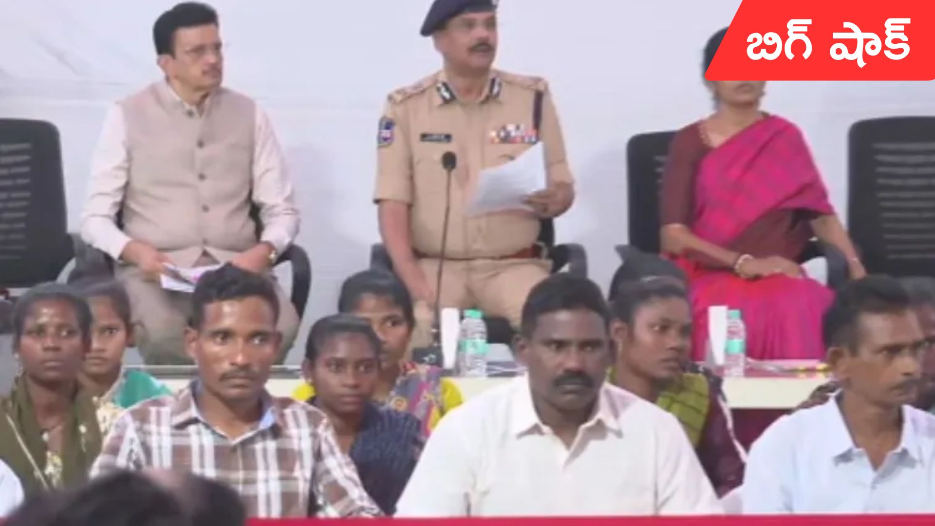 DGP Shivadhar Reddy: మావోయిస్టు పార్టీకి మరో షాక్.. లొంగిపోయిన 37 మంది మావోలు