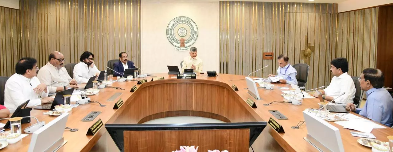 AP Government: ప్రారంభమైన ఏపీ కేబినెట్ సమావేశం.. 69 కీలక అంశాలపై చర్చ