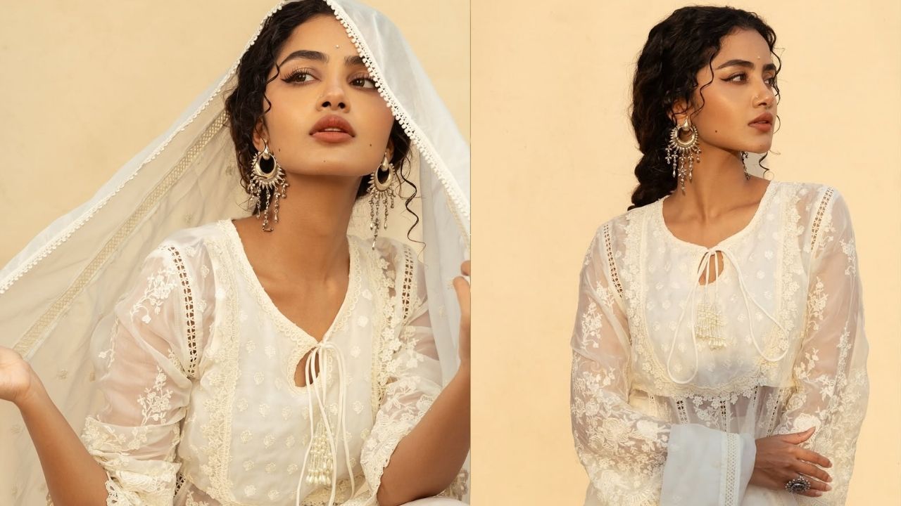 Actress Anupama White dress photos: వైట్ డ్రెస్‌లో బ్యూటీ..  అనుపమా అందానికి ఎవ్వరైనా ఫిదా అవ్వాల్సిందే!