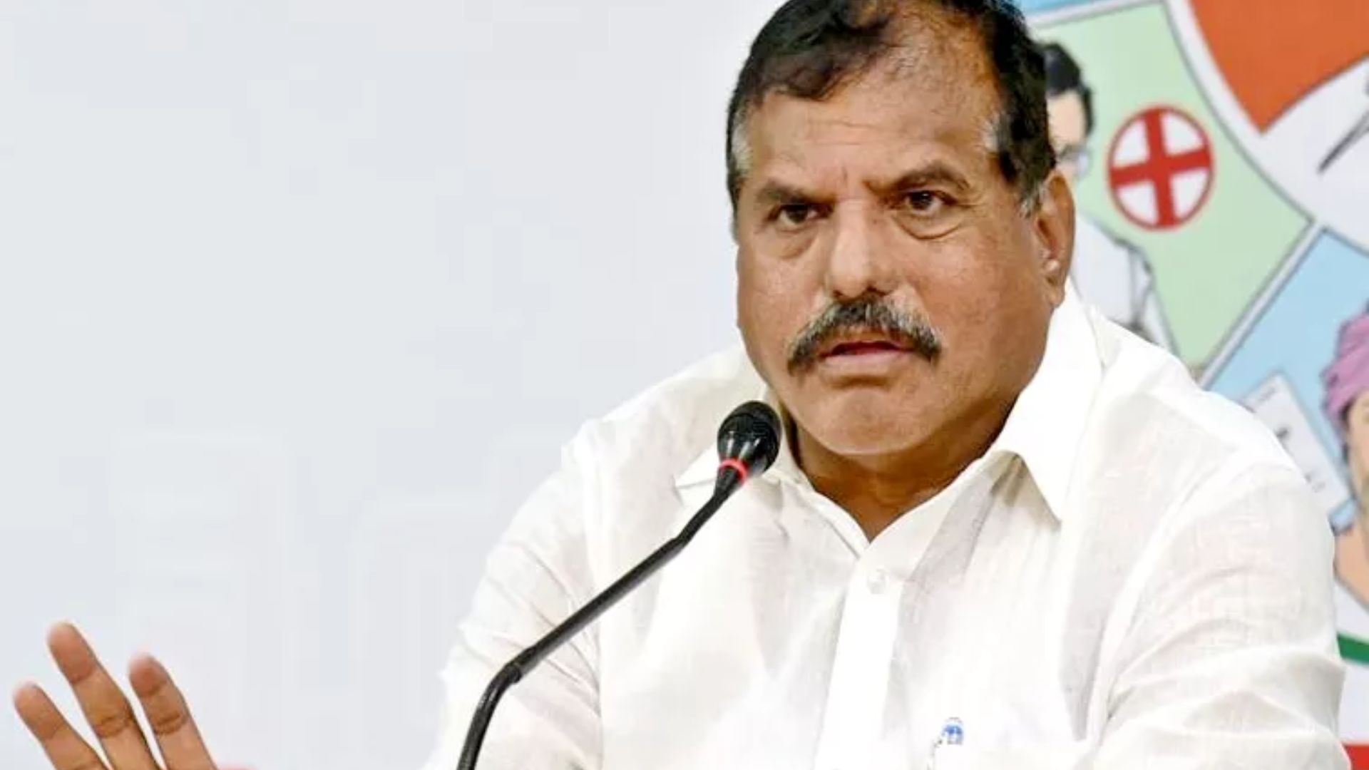 Botsa Satyanarayana: బాధ్యత లేకుండా వ్యవహరిస్తున్న కూటమి ప్రభుత్వం: బొత్స సత్యనారాయణ