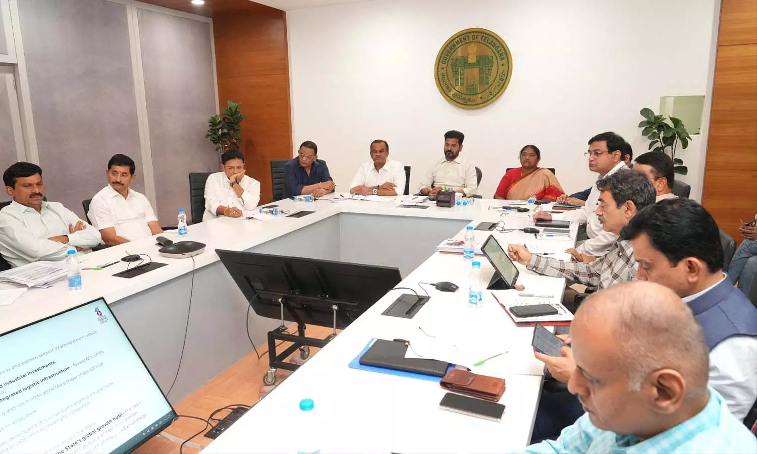 CM Revanth Reddy: సీఎం అధ్యక్షతన తెలంగాణ రైజింగ్​ 2047పై ఉన్నత స్థాయి సమీక్ష.. కీలక అంశాలపై చర్చ