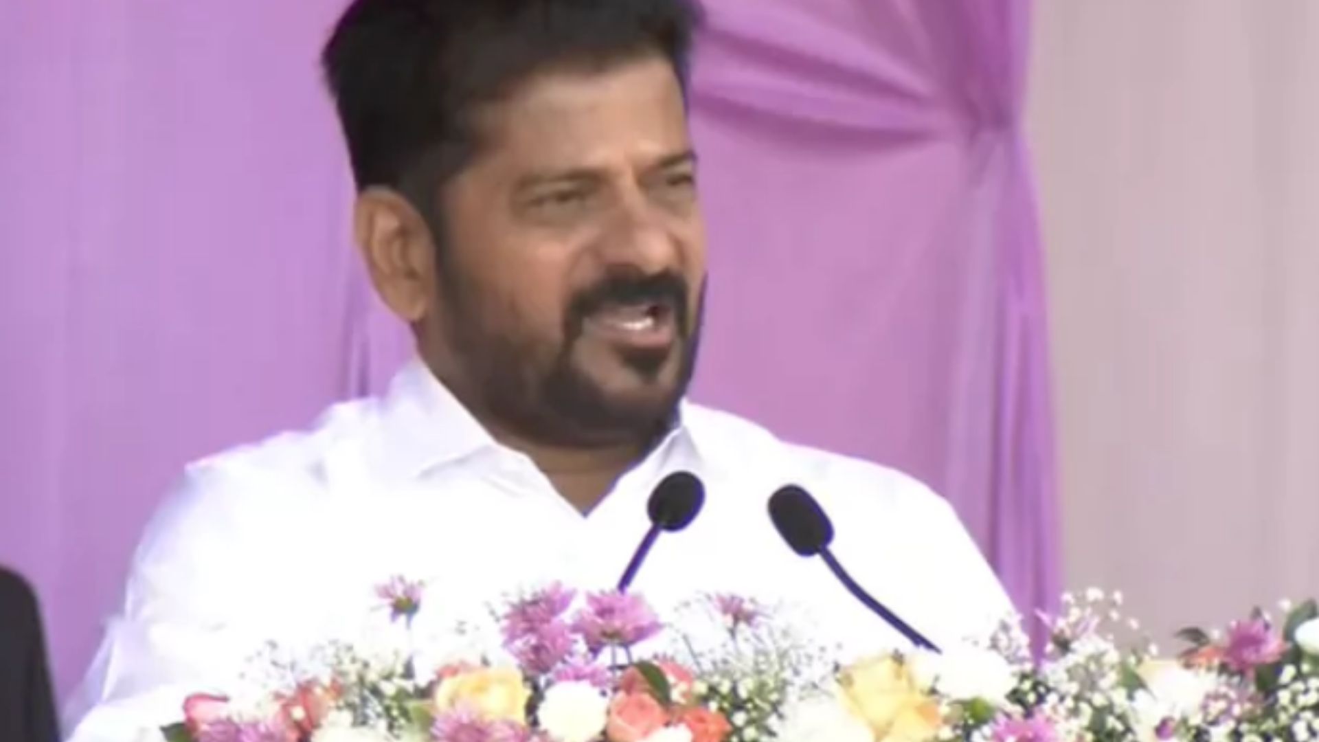 CM Revanth Reddy: సత్యసాయి దేవుడిగా అందరి హృదయాల్లో ముద్ర వేసుకున్నారు: సీఎం రేవంత్
