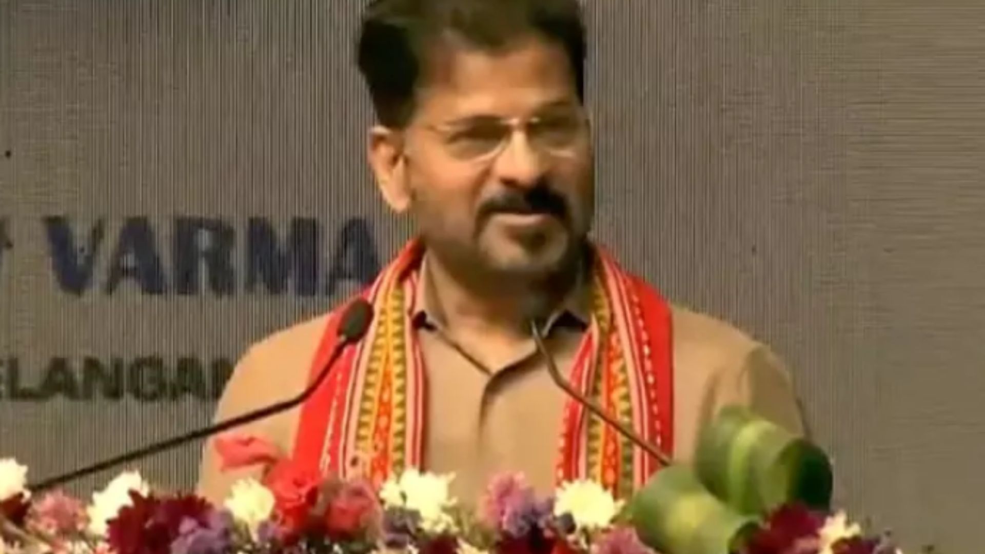 Revanth Reddy: దుబాయ్, సింగపూర్ దేశాలతో పోటీ పడతాం: సీఎం రేవంత్‌రెడ్డి