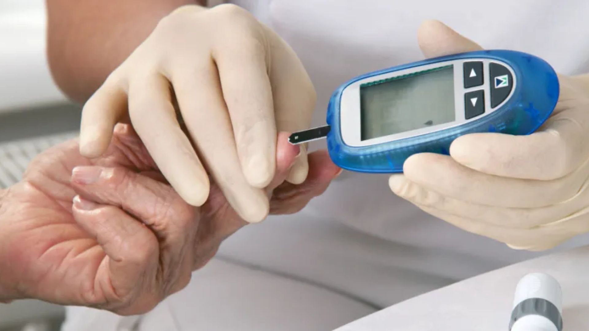 Health Tips: ఈ ఐదు పండ్లు రక్తంలో షుగర్ లెవల్స్‌ను పెంచుతాయంట..!! బీకేర్ ఫుల్..!