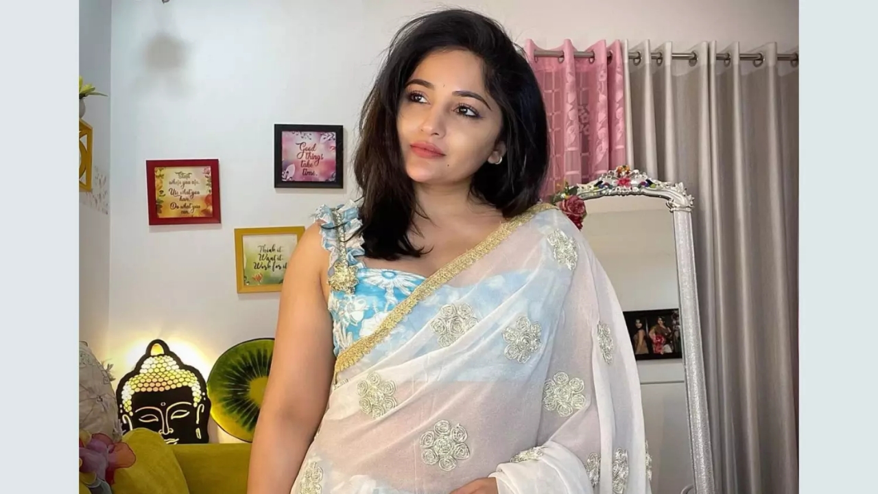 Madhavi Latha : నాపై ఎటాక్ చేయండి.. అడిగి మరీ గొడవేసుకుంటోన్న మాధవీ లత