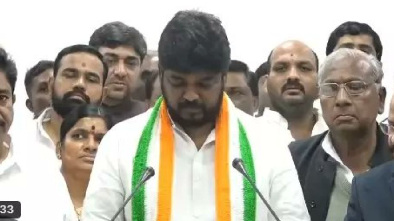 Jubilee Hills MLA:  నవీన్ యాదవ్ అనే నేను.. ఎమ్మెల్యేగా ప్రమాణ స్వీకారం