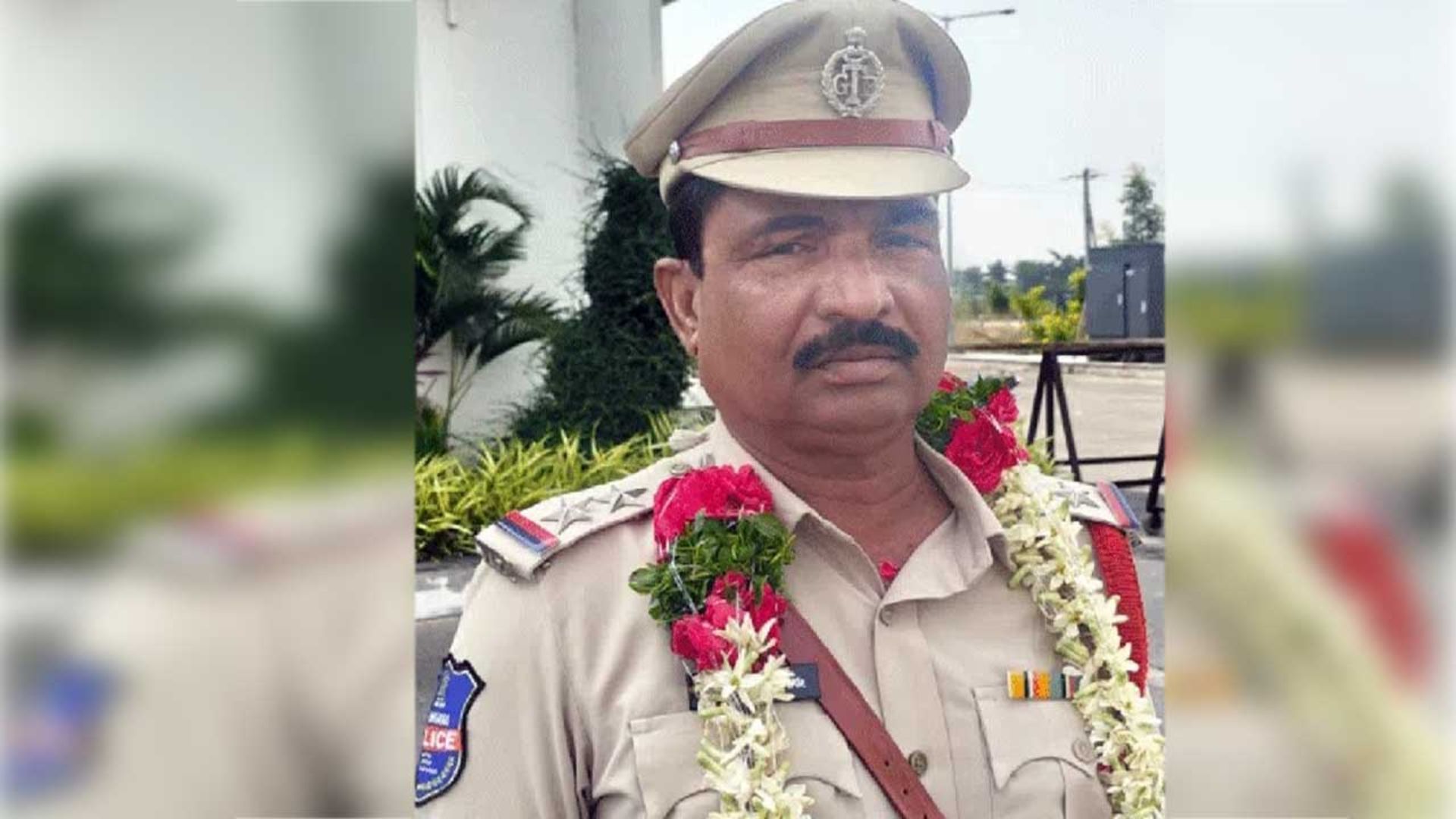 Panchayat Elections: సర్పంచ్ కోసం ఎస్సై ఉద్యోగాన్ని వదులుకున్నాడు..